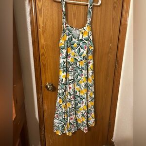 Ava & Viv White Maxi Dress with Yellow Lemon & Green Leaf Print